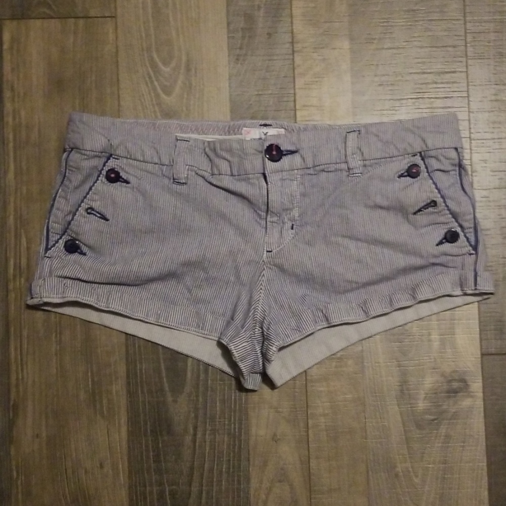 American Eagle Stripped Shorts